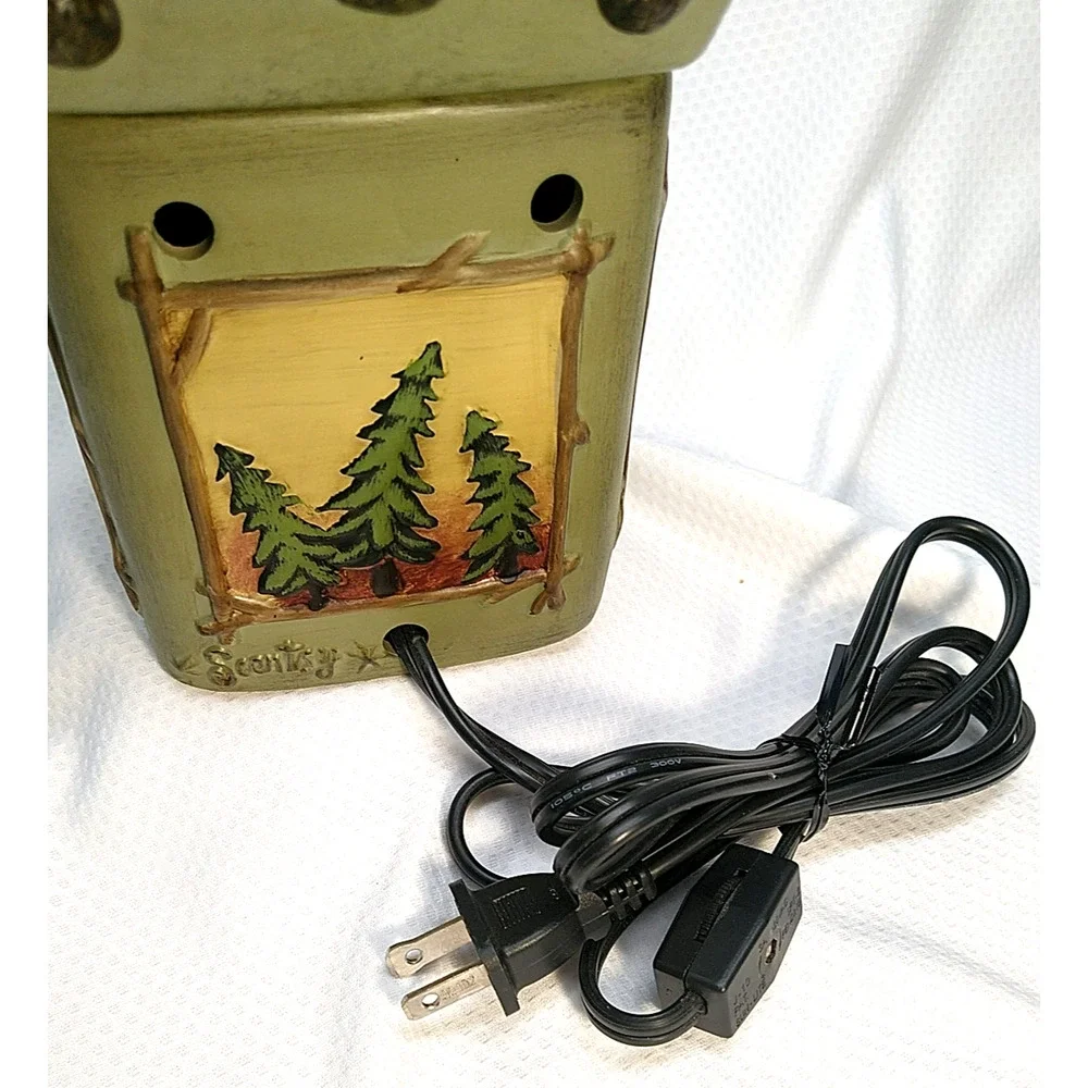 Scentsy Lodge Full Size Wax Warmer Bear Moose Pine Rustic Cabin Green Retired